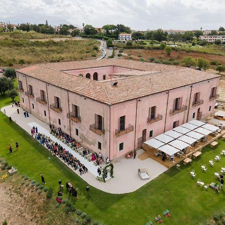 Palazzo Principi Lanza Hotel Сан Никола Арчела Екстериор снимка